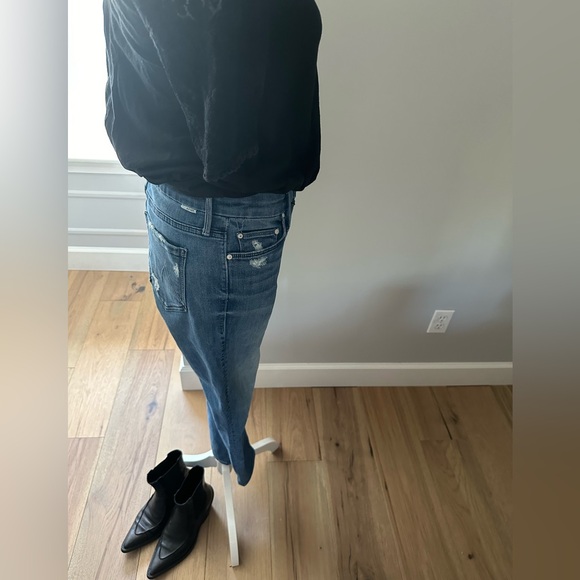 MOTHER The Looker Crop Skinny
Jeans (Graffiti Girl) - Picture 5 of 11